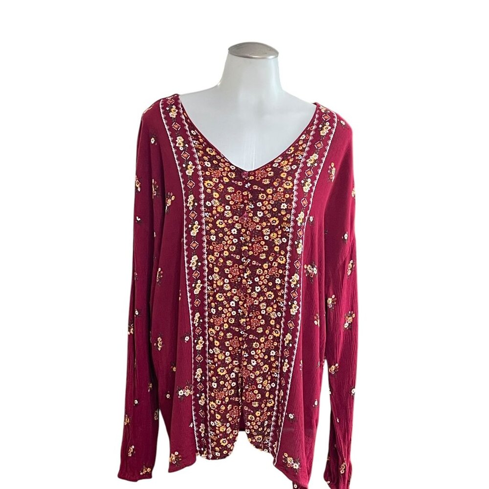 Lee Womens Floral Print Blouse Medium 100% Rayon Burgundy V-Neck‎ Long Sleeve